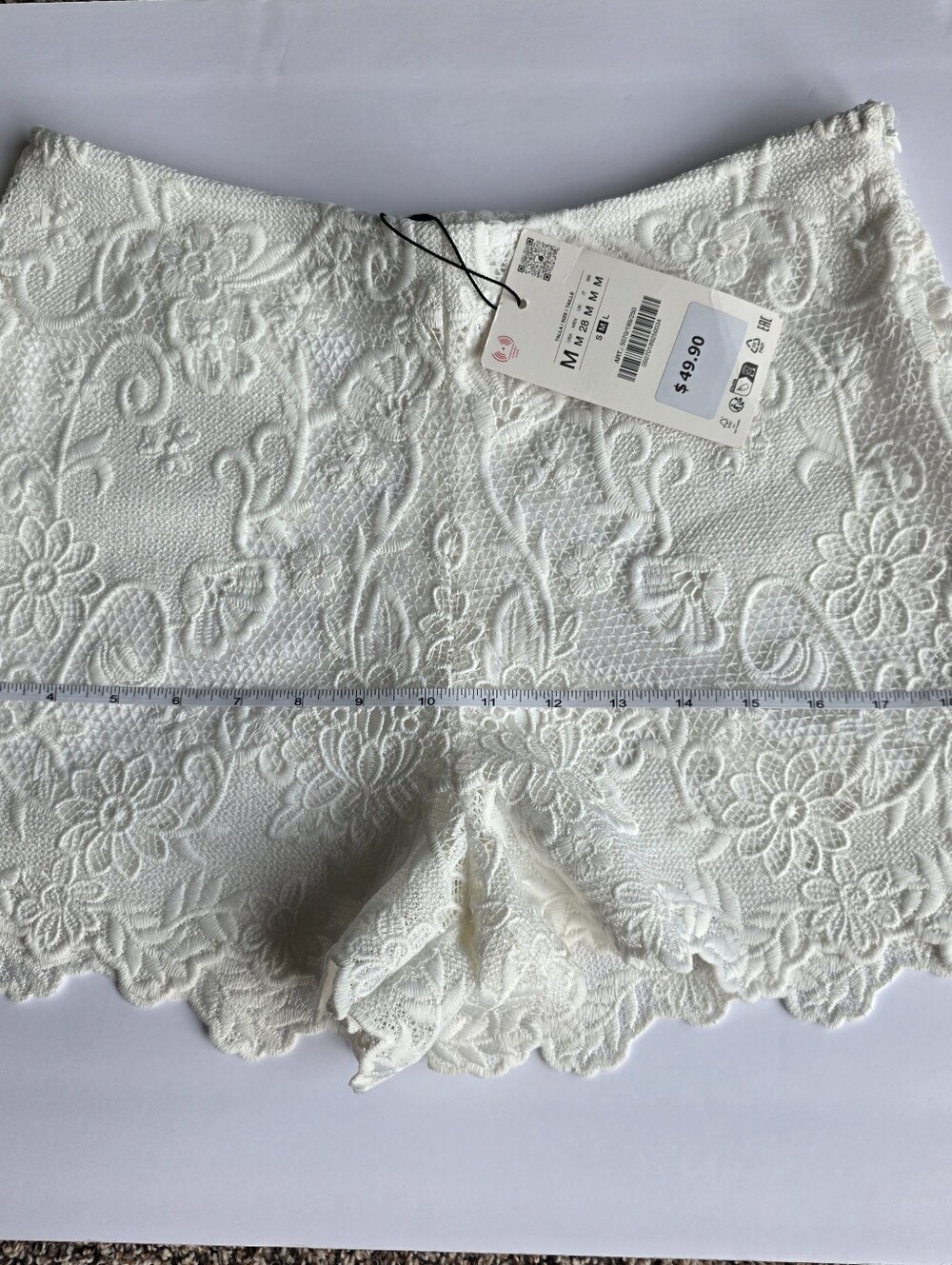 Zara White High-Rise Lace Floral Shorts - Picture 7 of 10